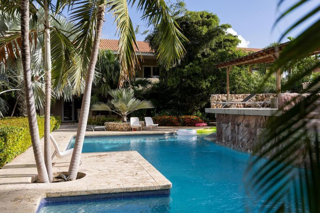 Cocobana Resort Two-Bedroom Apartment Ground Floor ウィレムスタッド エクステリア 写真